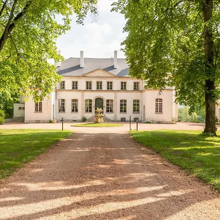 Chateau De Charmeil- Vichy D'hotes *